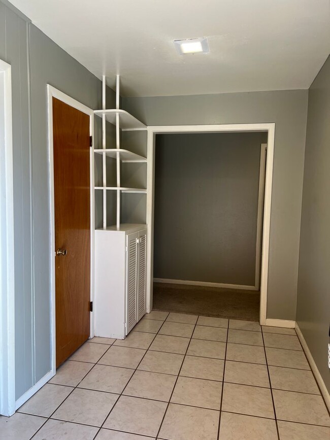 Foto del edificio - 3 bed 2 bath Move In Ready!