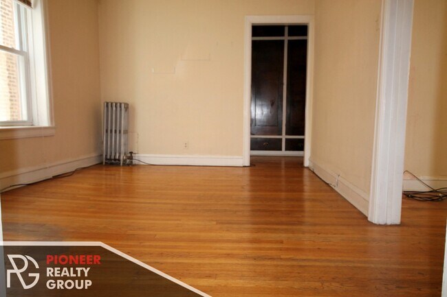 Foto del edificio - 4839 N Wolcott Ave