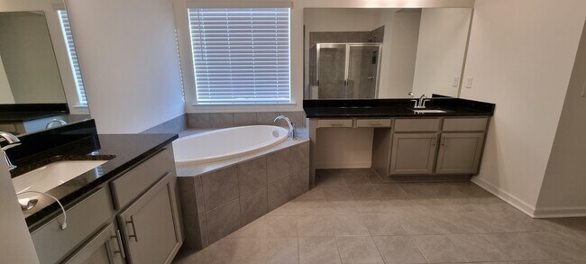 Photo - 4630 Falls River Dr House