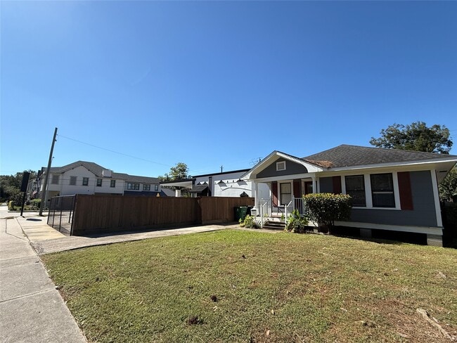 Foto del edificio - 1103 Harvard St