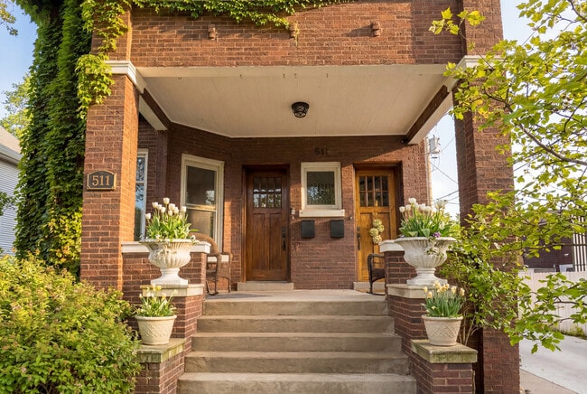 Building Photo - 511 S Lombard Ave