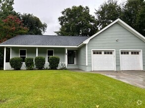 Building Photo - 1460 Emerald Forest Pkwy