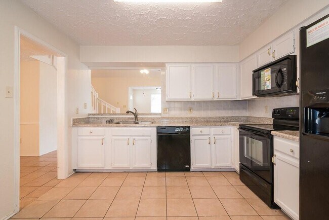 Foto del edificio - 10618 Plum Lake Dr