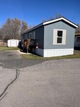 Building Photo - 2934 Summers Ln