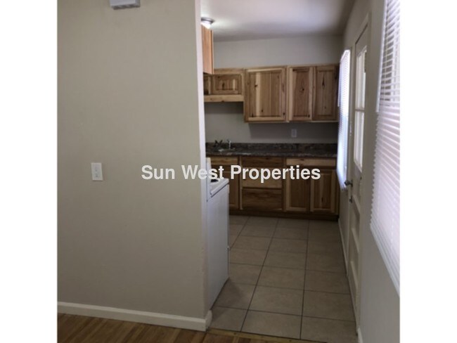 Building Photo - All hardwood floors! Fenced Back Yard!