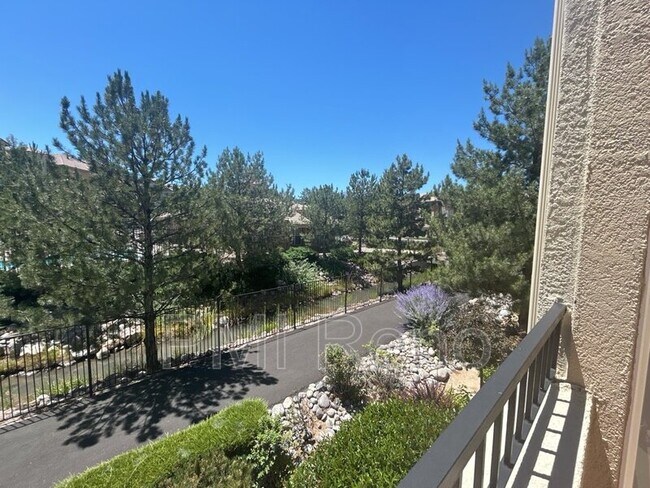 Foto del edificio - 17000 Wedge Pkwy