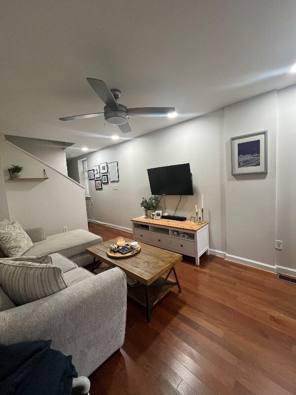 Foto del edificio - 1215 Cooksie St