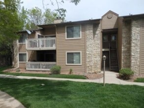 Building Photo - 10243 E Peakview Ave