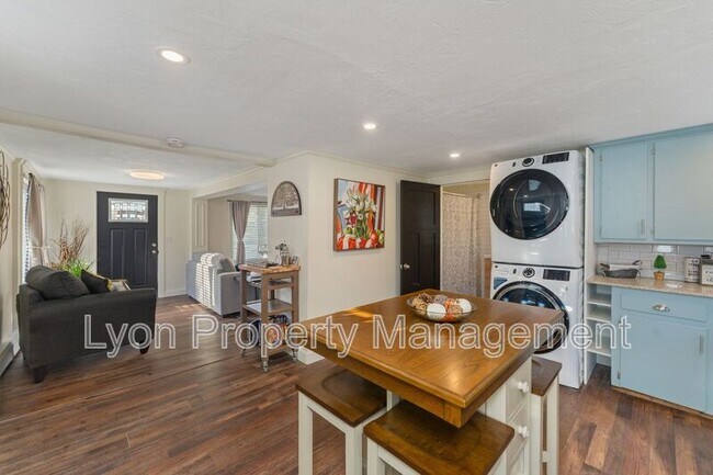 Foto del edificio - 231 Woodstock Ave