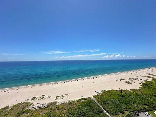 Foto del edificio - 3000 N Ocean Dr