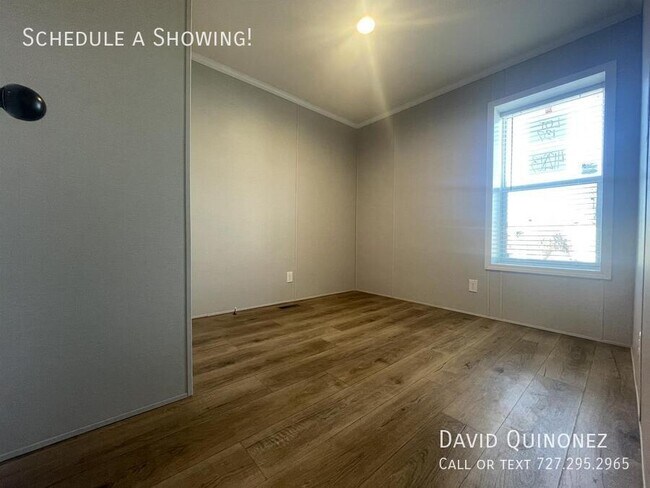 Building Photo - 701 Mill St