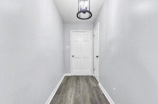 Foto del edificio - 3962 Fairfield Dr