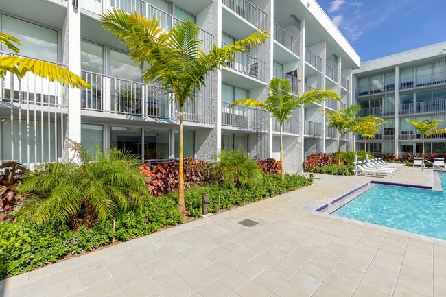 Foto del edificio - Alture Westland