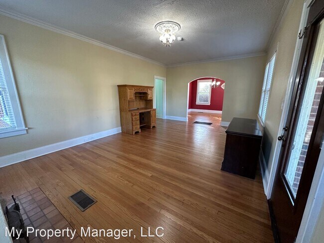 Building Photo - 4 br, 2 bath House - 607 McCormick