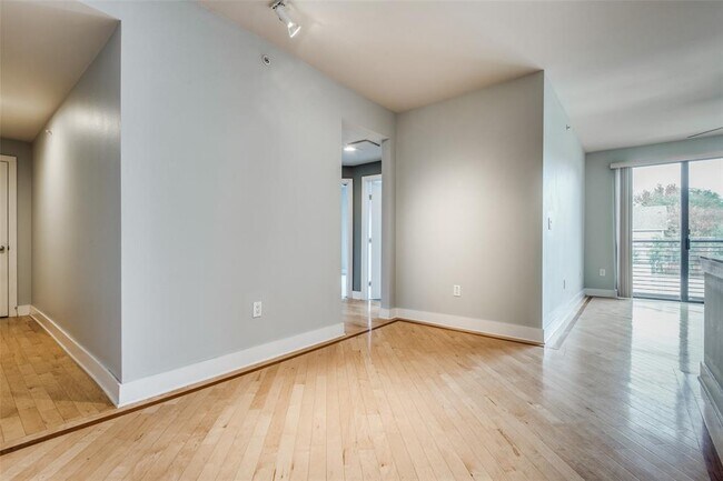 Building Photo - 4414 Cedar Springs Rd