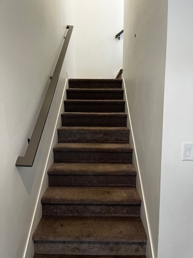Building Photo - Absolutely GORGEOUS Condo in Salt Lake Cit...