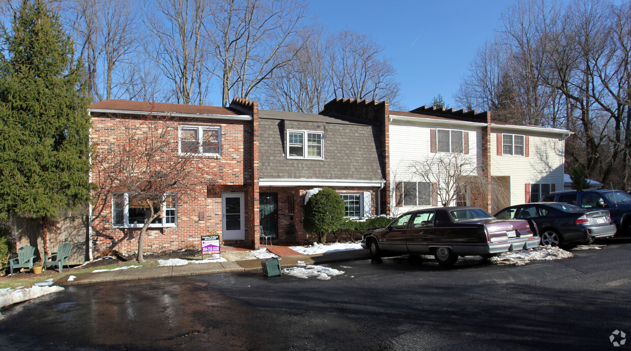 Building Photo - 1575 Smith Rd