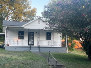 Building Photo - 1814 Reynolds St