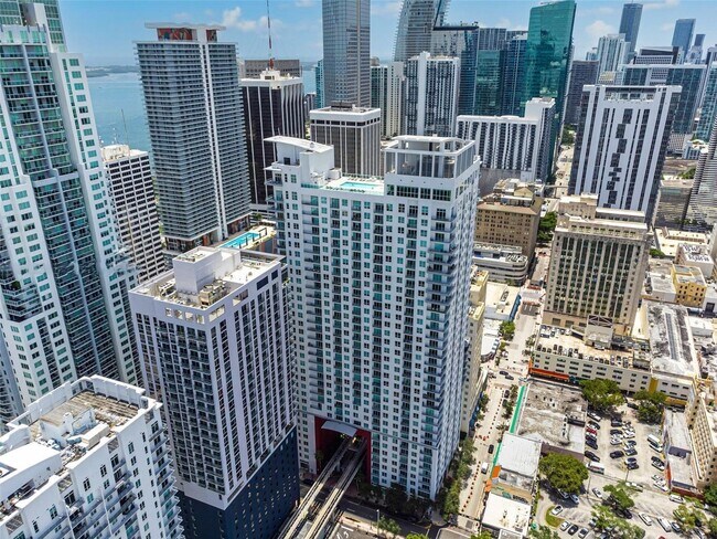 Foto del edificio - 133 NE 2nd Ave