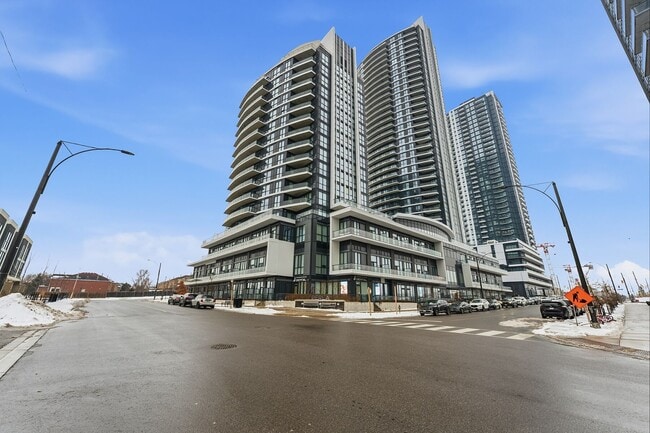 Building Photo - 65 Watergarden Dr