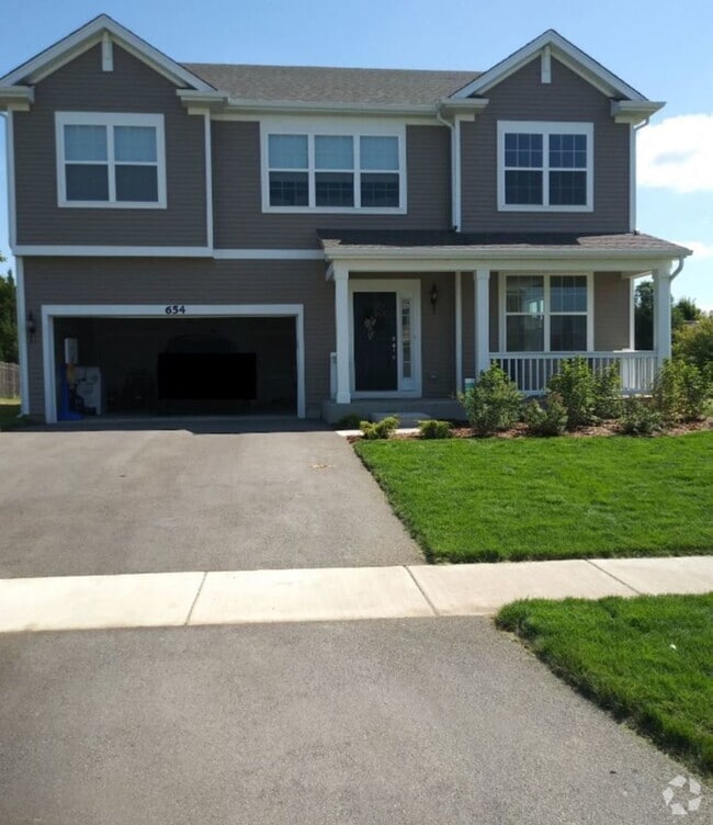 Building Photo - 654 Otter Way