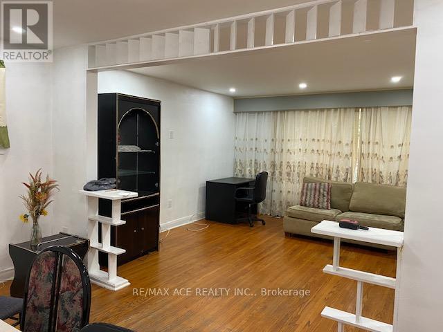 Building Photo - 34 Crocus Dr