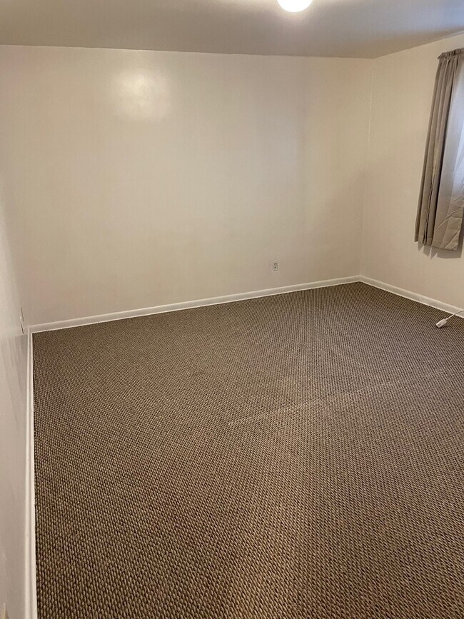 Bedroom - 105 Gilson Ave