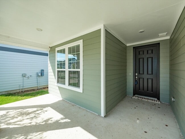 Building Photo - 5937 Revere Dr