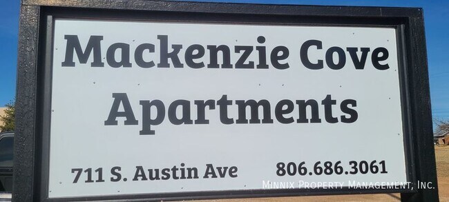 Foto del edificio - 711 S Austin Ave