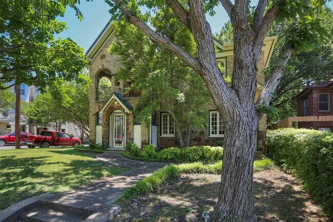 Photo - 6166 Oram St Apartment