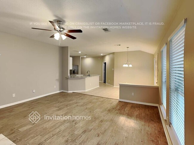 Foto del edificio - 18115 Water Mill Dr