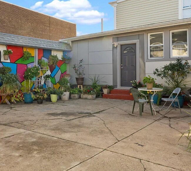 Building Photo - 2153 Haworth St