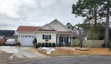 Building Photo - 504 Burroughs Dr