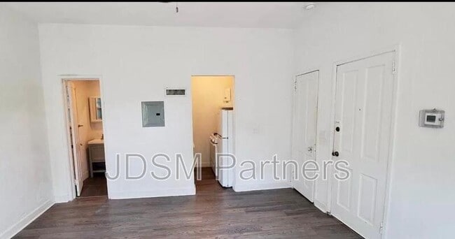 Foto del edificio - 1263 N Clarkson St