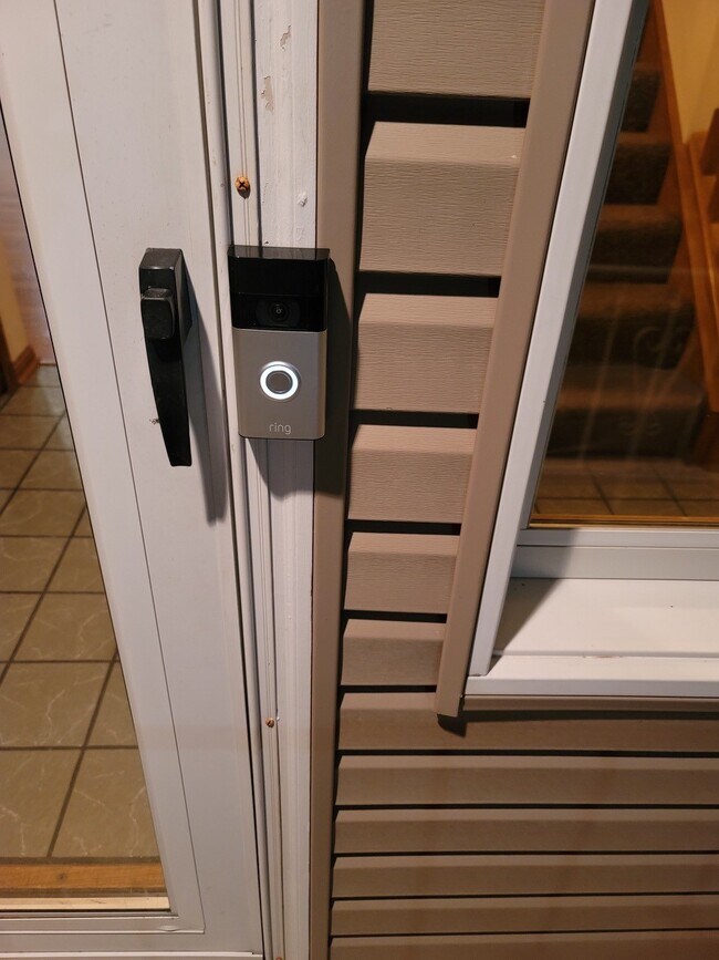 Foto del edificio - 318 Oak Grove Ln