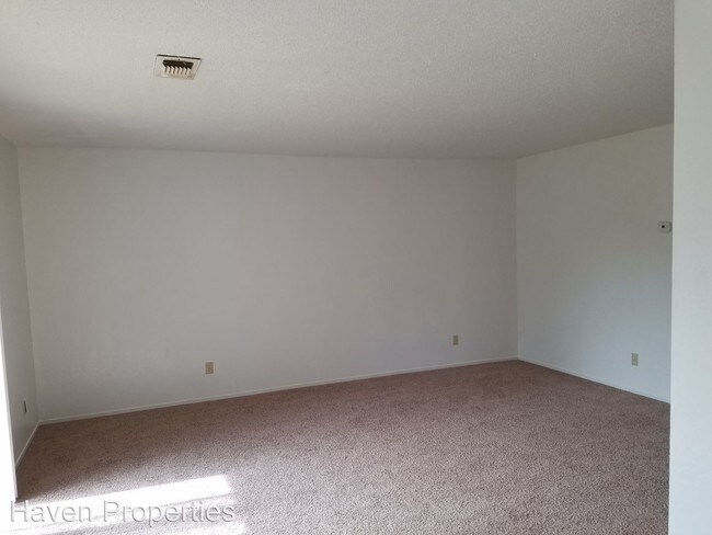 Building Photo - 3319 Routier Rd