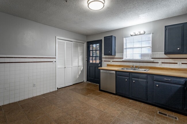 Photo - 420 Smitherman Road Apartment