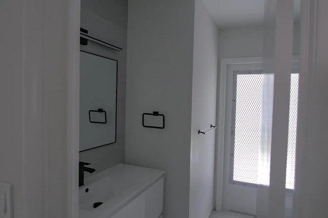 Building Photo - 3011 SW 97th Ct