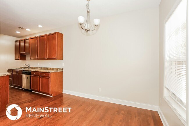 Foto del edificio - 7013 Edon Hall Way