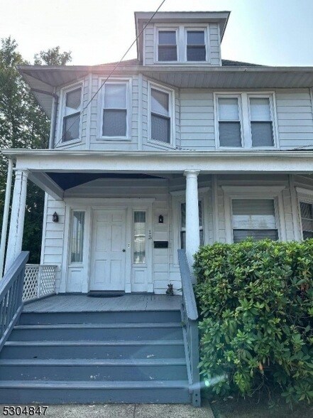 Primary Photo - 13 Park Pl