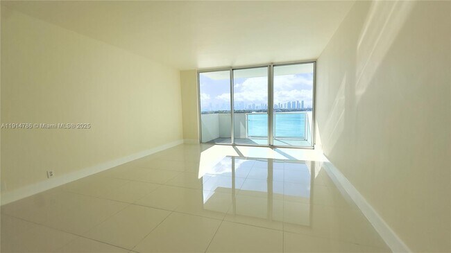 Foto del edificio - 1200 West Ave