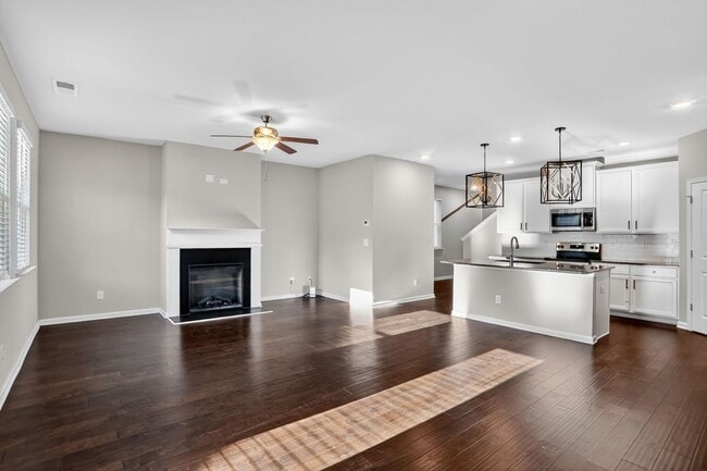 Foto del edificio - 1553 Spring Hollow Way