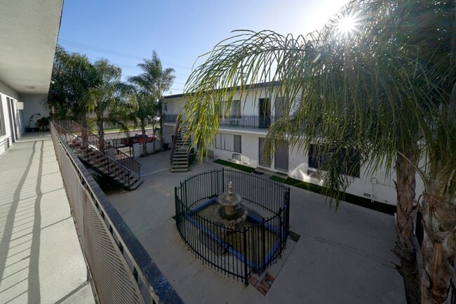 Interior Photo - Saticoy
