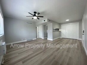 Building Photo - 1010 N 16th St