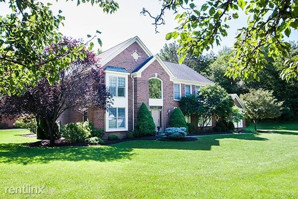 Building Photo - 4 br, 2.5 bath House - 11744 Retview