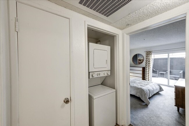 Photo - Artists Village Apartments