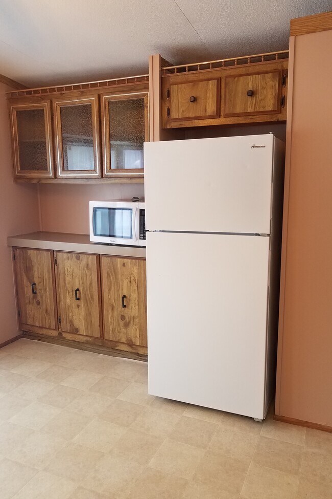 8527 Irvine Ave NW, Bemidji, MN 56601 House Rental in Bemidji, MN