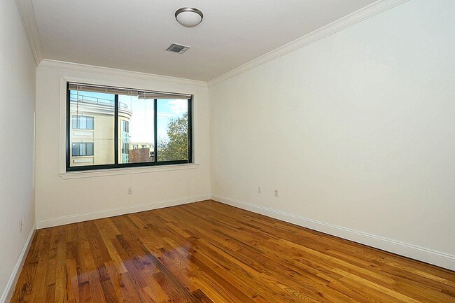 Foto del edificio - 85 Maple St