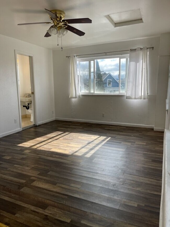 Foto del edificio - khomark