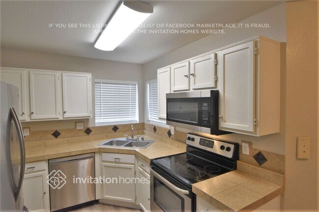 Foto del edificio - 10219 N 89th Ave